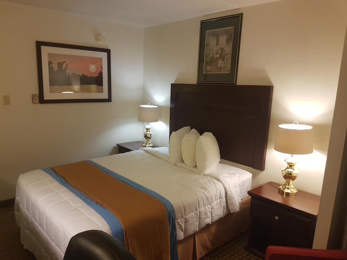 Ba Hotel Red Deer Ngoại thất bức ảnh