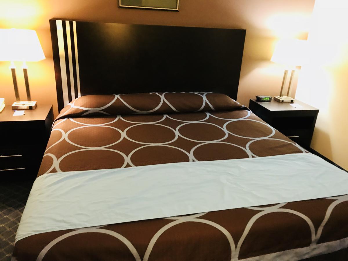 Ba Hotel Red Deer Ngoại thất bức ảnh