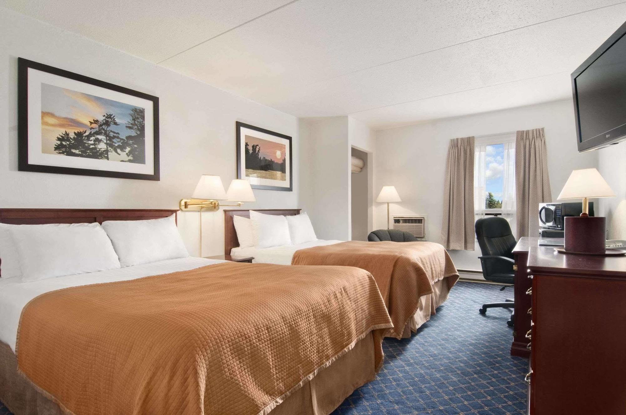 Ba Hotel Red Deer Ngoại thất bức ảnh