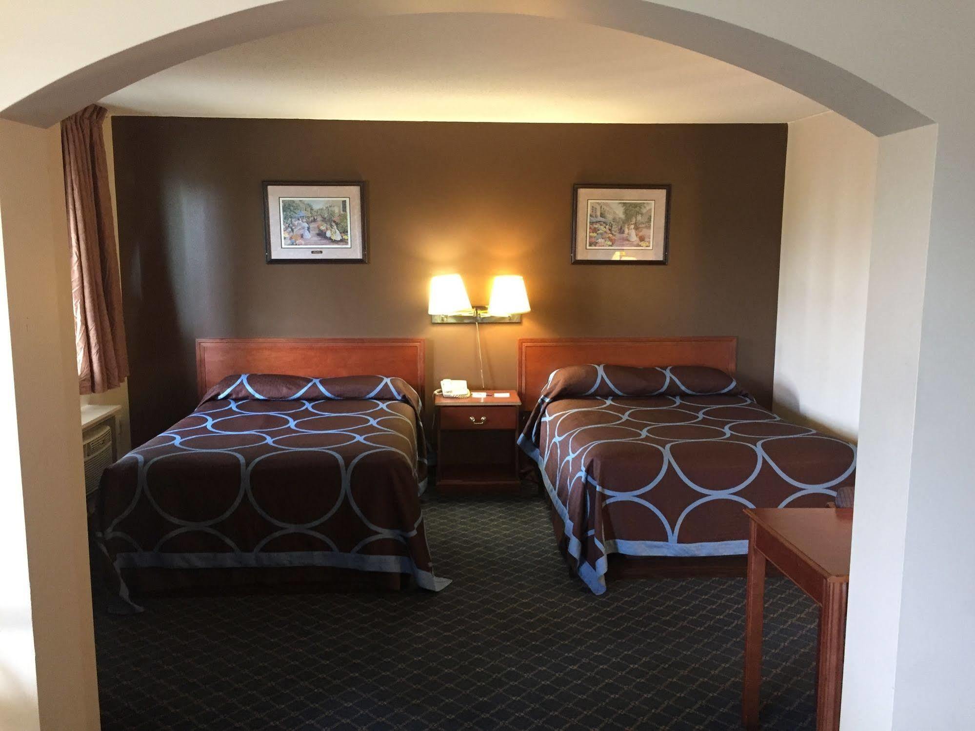 Ba Hotel Red Deer Ngoại thất bức ảnh